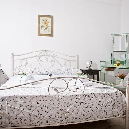 Holiday home Dimora Dell'erba *